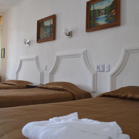 Hotel Paraiso Tepic Room photo