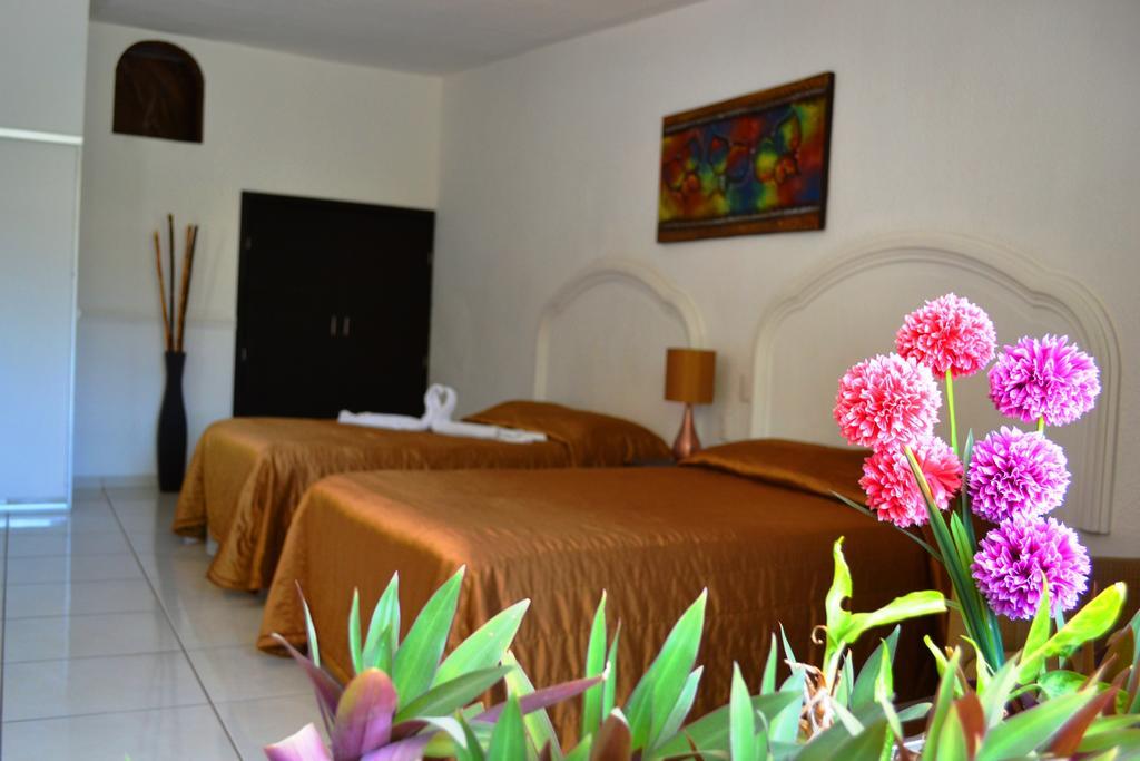 Hotel Paraiso Tepic Room photo