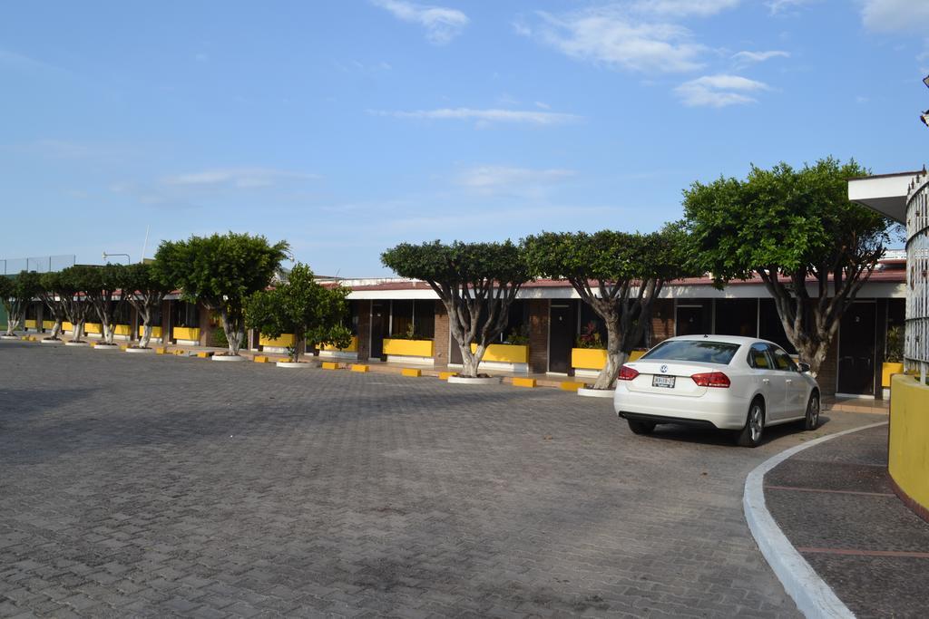 Hotel Paraiso Tepic Exterior photo