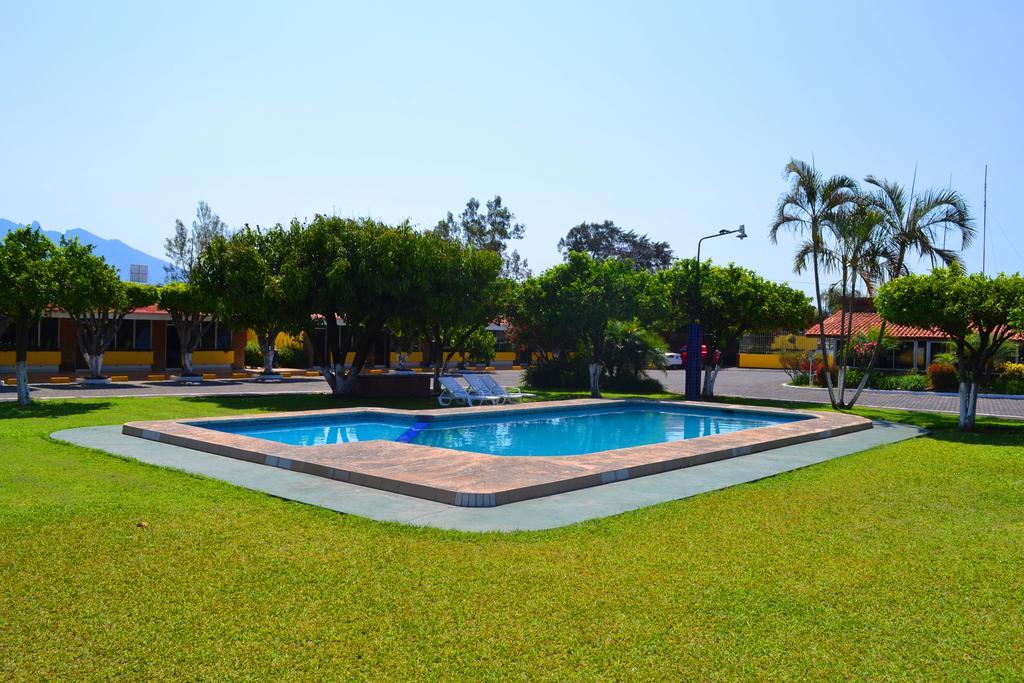 Hotel Paraiso Tepic Exterior photo