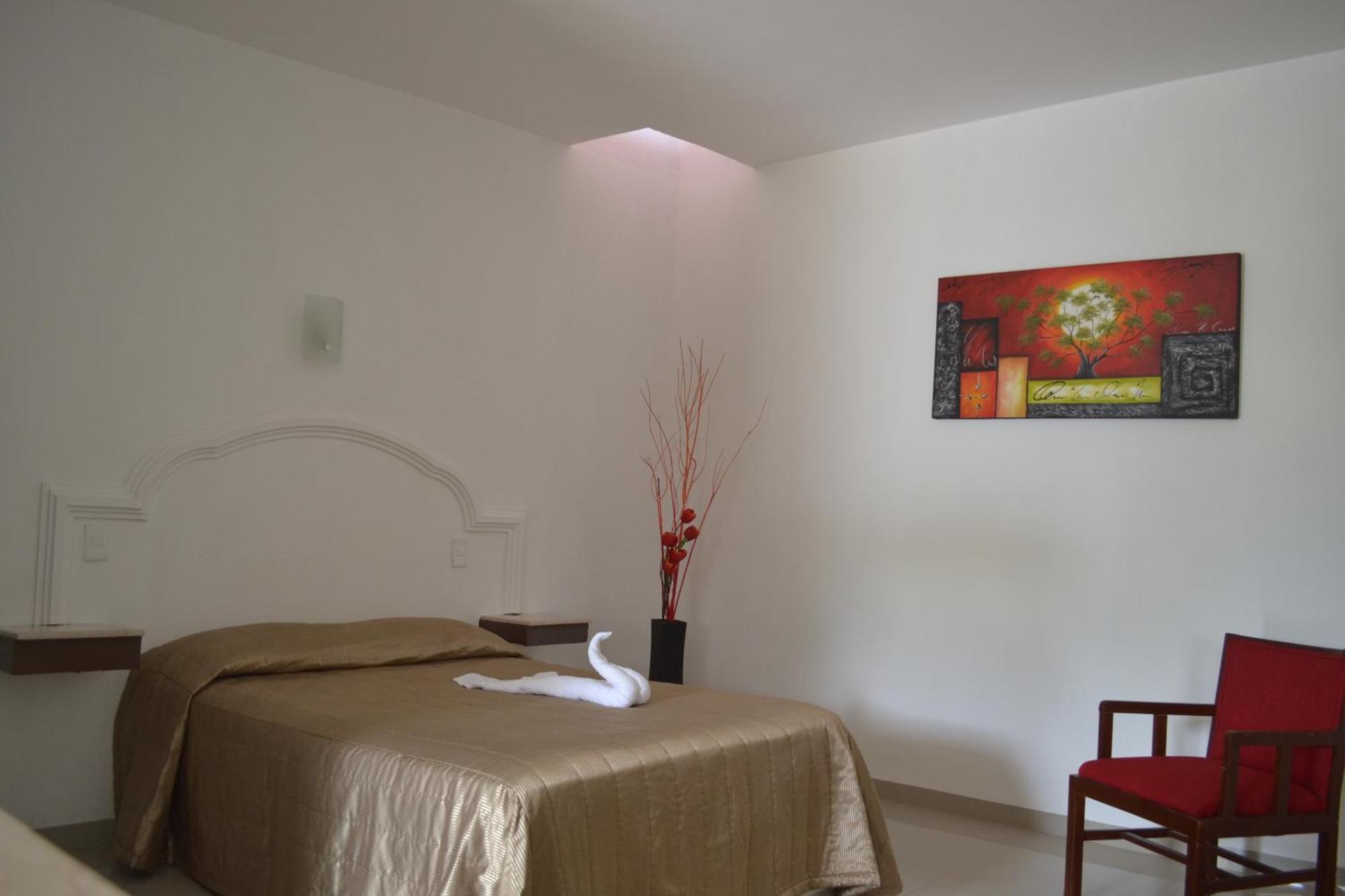 Hotel Paraiso Tepic Room photo